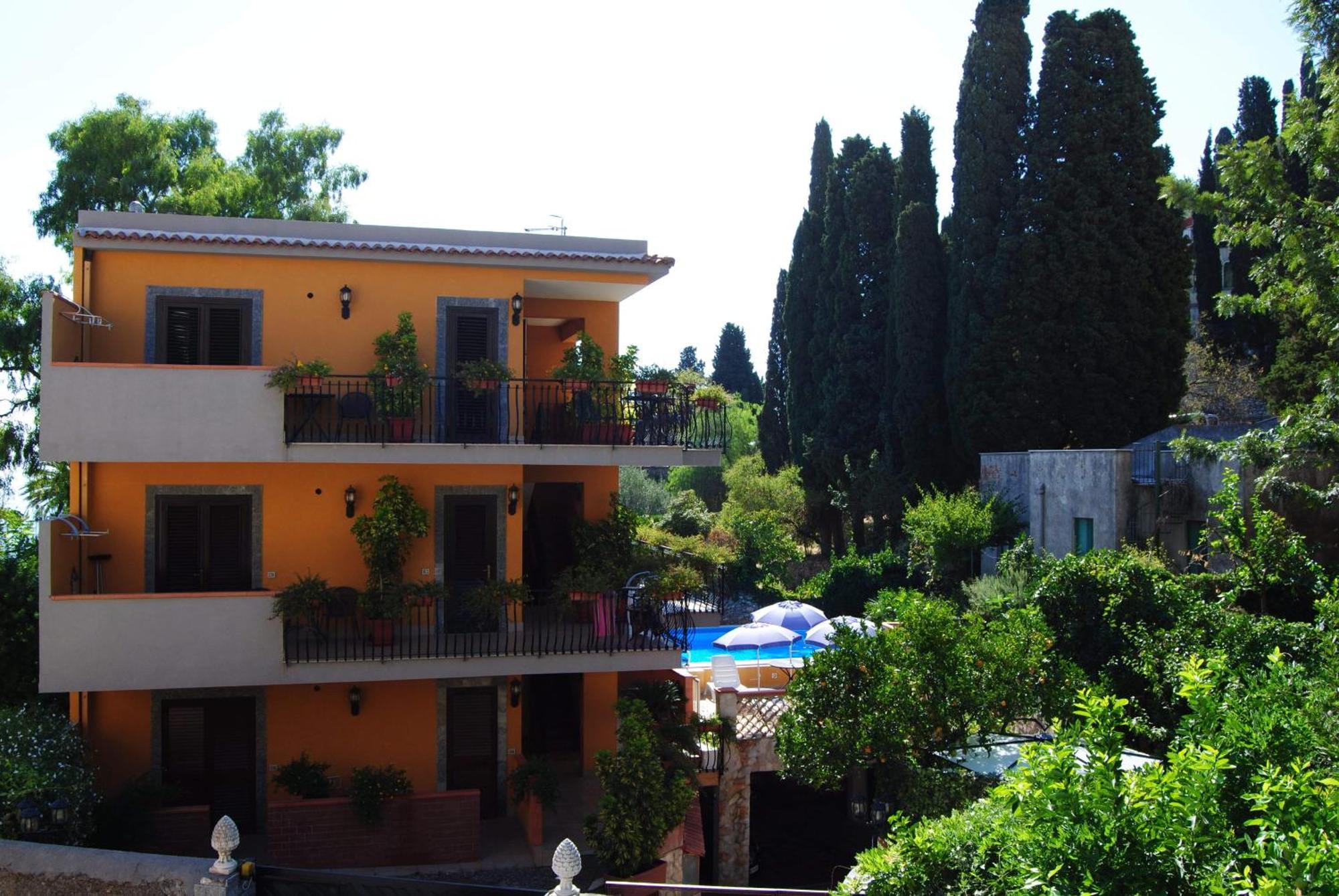 Apart-hotel Il Glicine
