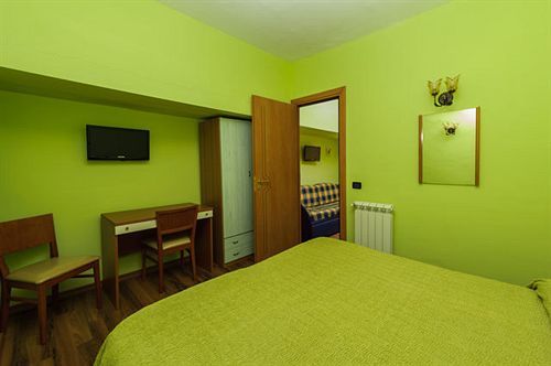 Il Glicine Apart-hotel 3*