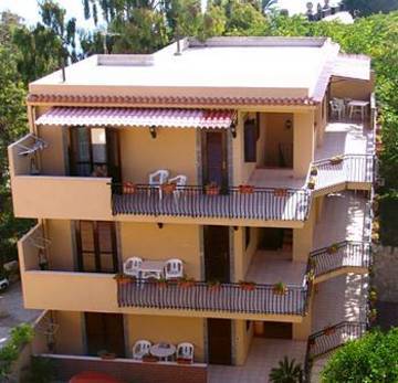 Apart-hotel Il Glicine